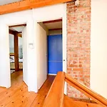 Wood & Light Loft - Private Parking * Sarajevo