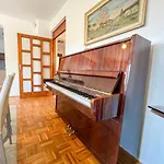 Wood & Light Loft - Private Parking Apartman *
