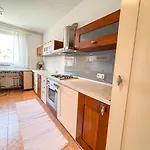 Wood & Light Loft - Private Parking