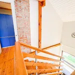 Wood & Light Loft - Private Parking * Sarajevo