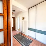 Apartman Wood & Light Loft - Private Parking *