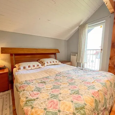 Wood & Light Loft - Private Parking 아파트 *