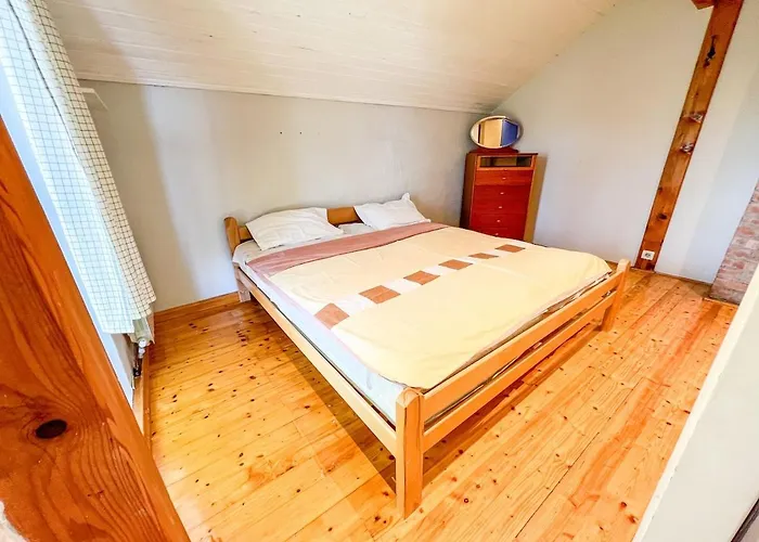 Wood & Light Loft - Private Parking Apartment Sarajevo