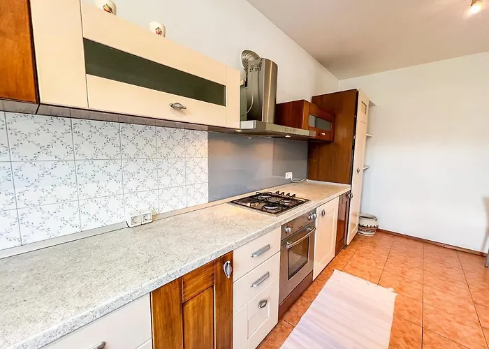 Wood & Light Loft - Private Parking